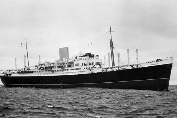 rangitotoa-big0D3B9DA9-9914-B009-5BA2-D500244500A0.jpg